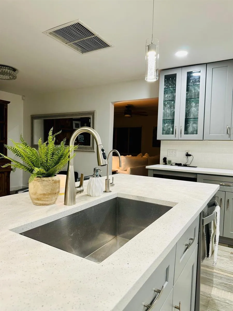 528 Date Palm Drive Lake Park, FL 33403