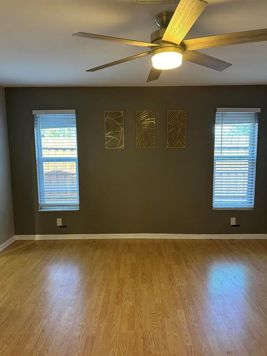 528 Date Palm Drive Lake Park, FL 33403