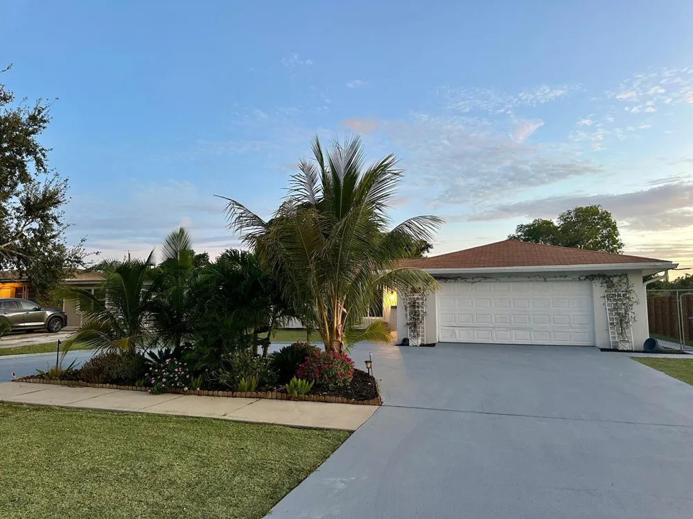 528 Date Palm Drive Lake Park, FL 33403