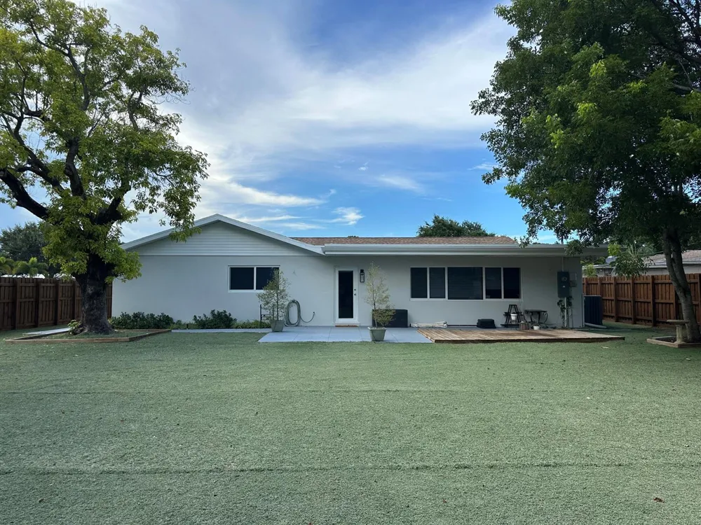 528 Date Palm Drive Lake Park, FL 33403