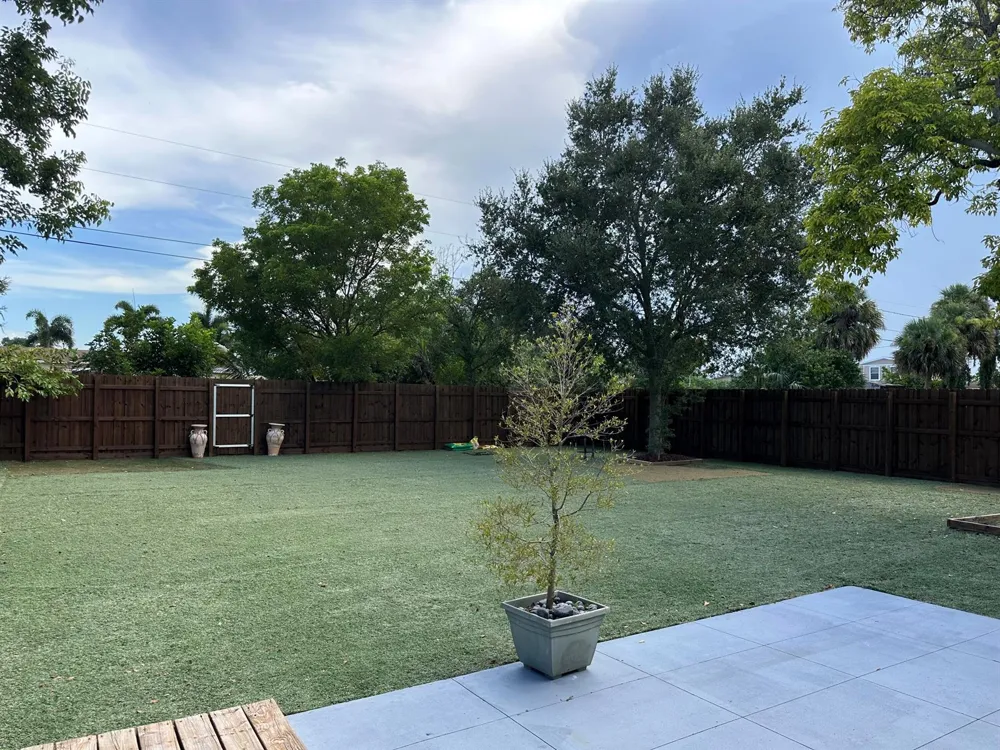 528 Date Palm Drive Lake Park, FL 33403