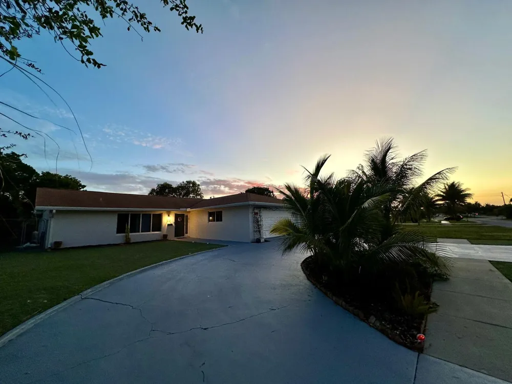 528 Date Palm Drive Lake Park, FL 33403