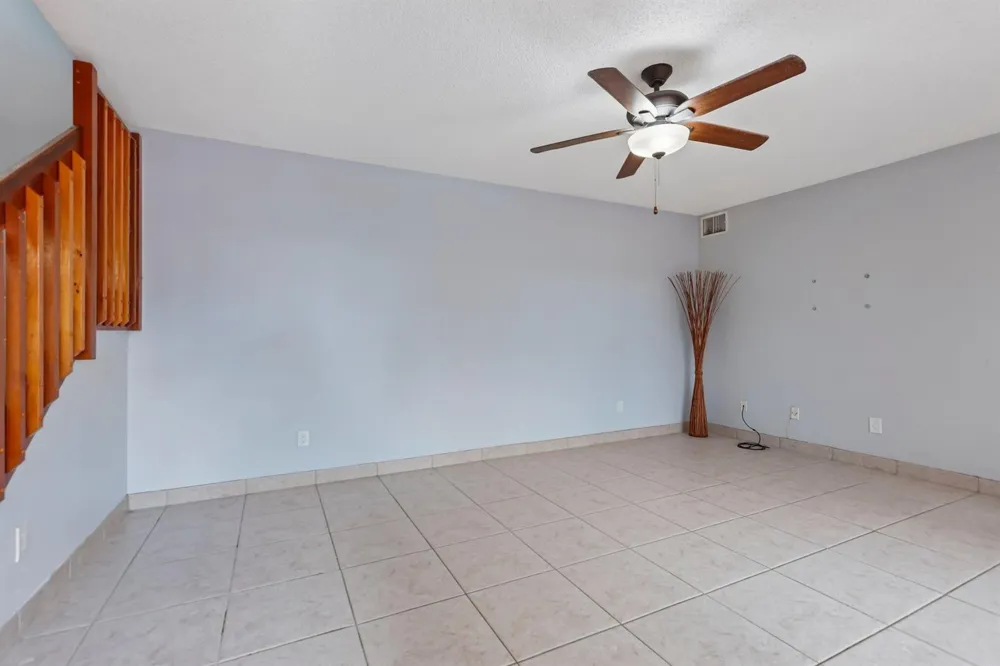 1176 SW 118th Terrace Davie, FL 33325