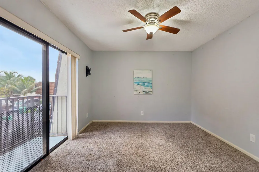 1176 SW 118th Terrace Davie, FL 33325