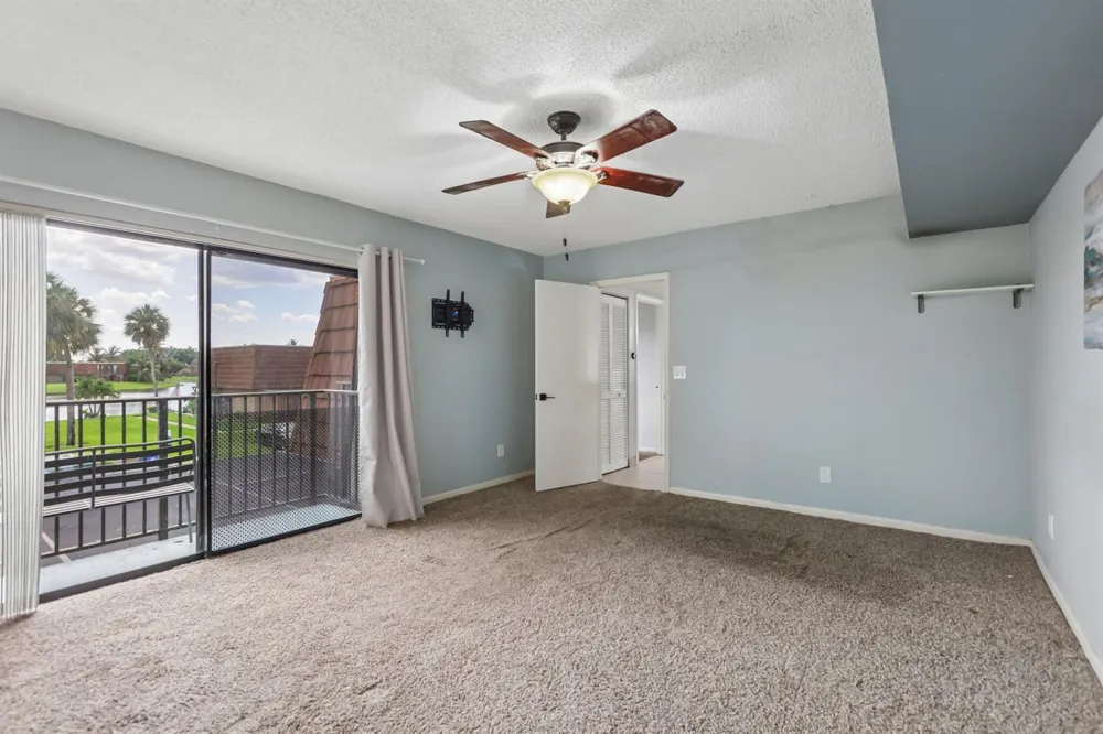 1176 SW 118th Terrace Davie, FL 33325