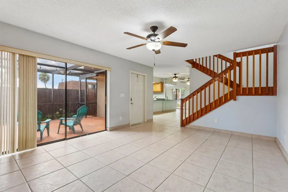 1176 SW 118th Terrace Davie, FL 33325