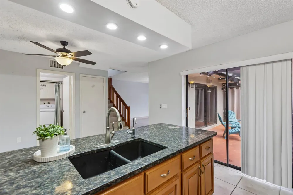 1176 SW 118th Terrace Davie, FL 33325