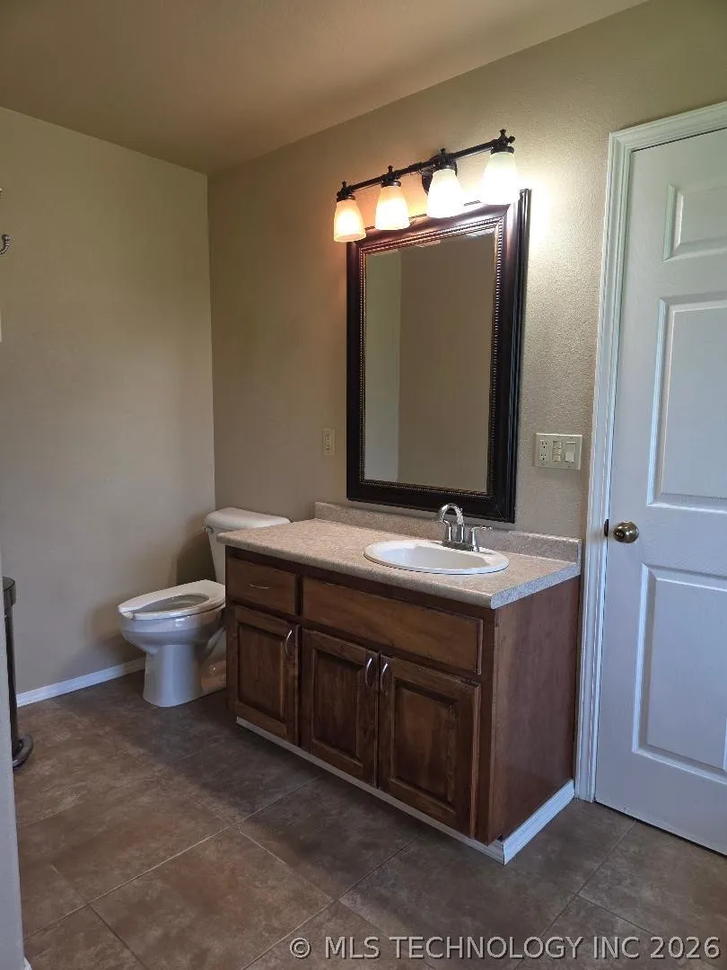 114956 S 4120 ROAD Eufaula, OK 74432