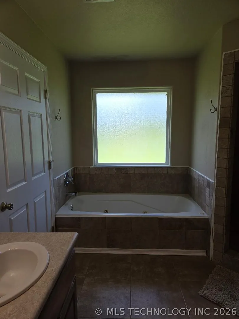 114956 S 4120 ROAD Eufaula, OK 74432