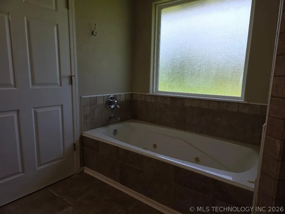 114956 S 4120 ROAD Eufaula, OK 74432