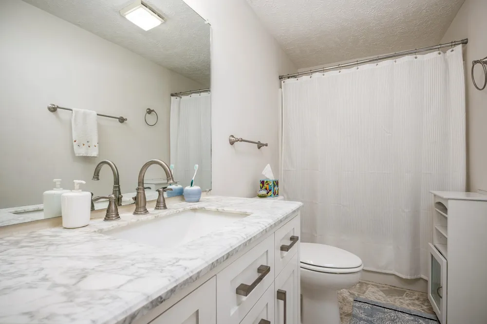 11255 E Fort Road Bingham Township, MI 49682
