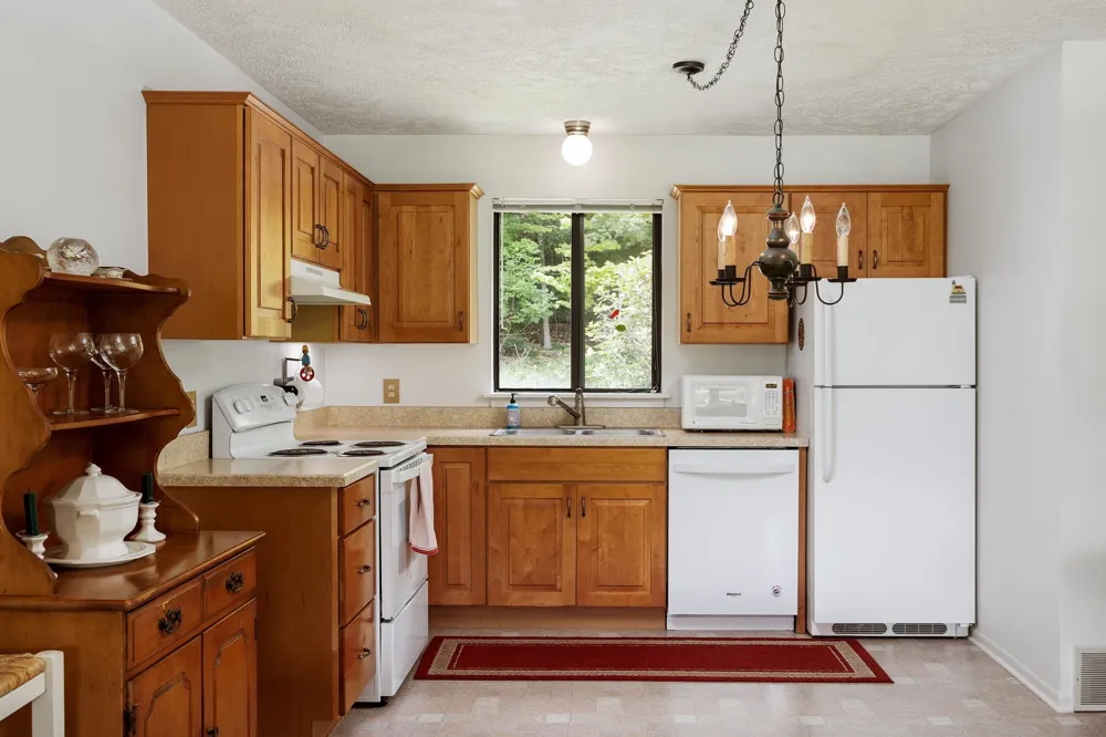 11255 E Fort Road Bingham Township, MI 49682