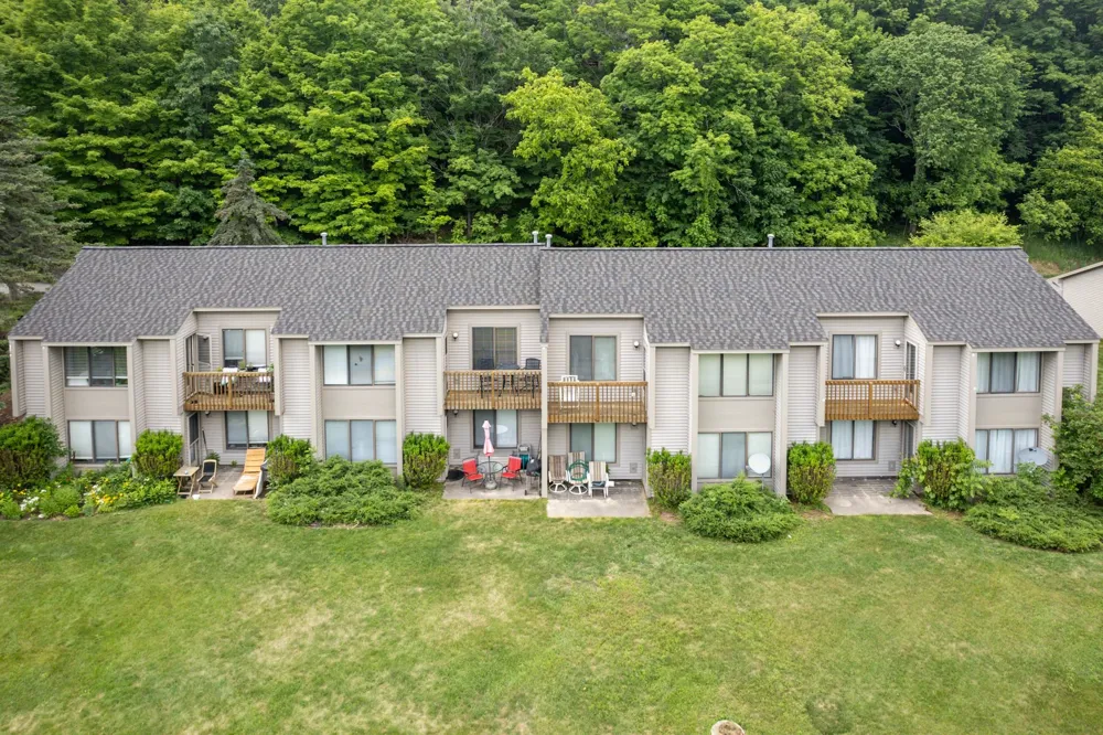 11255 E Fort Road Bingham Township, MI 49682