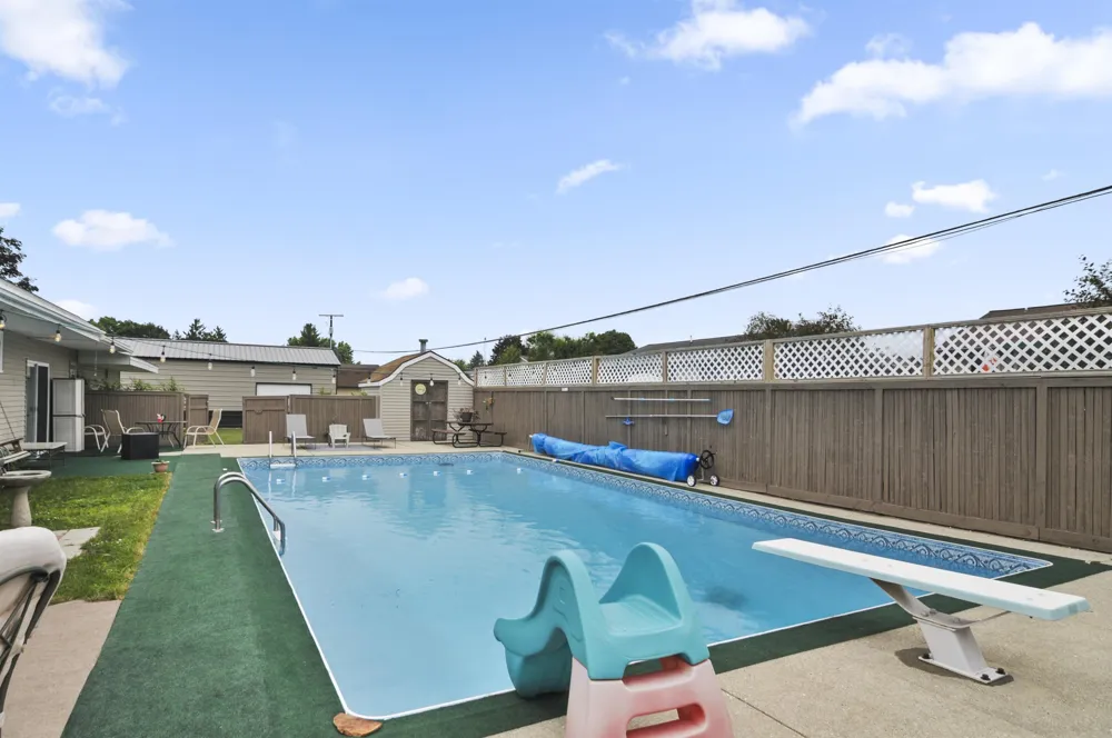 18116 205th Avenue Green Charter Township, MI 49307