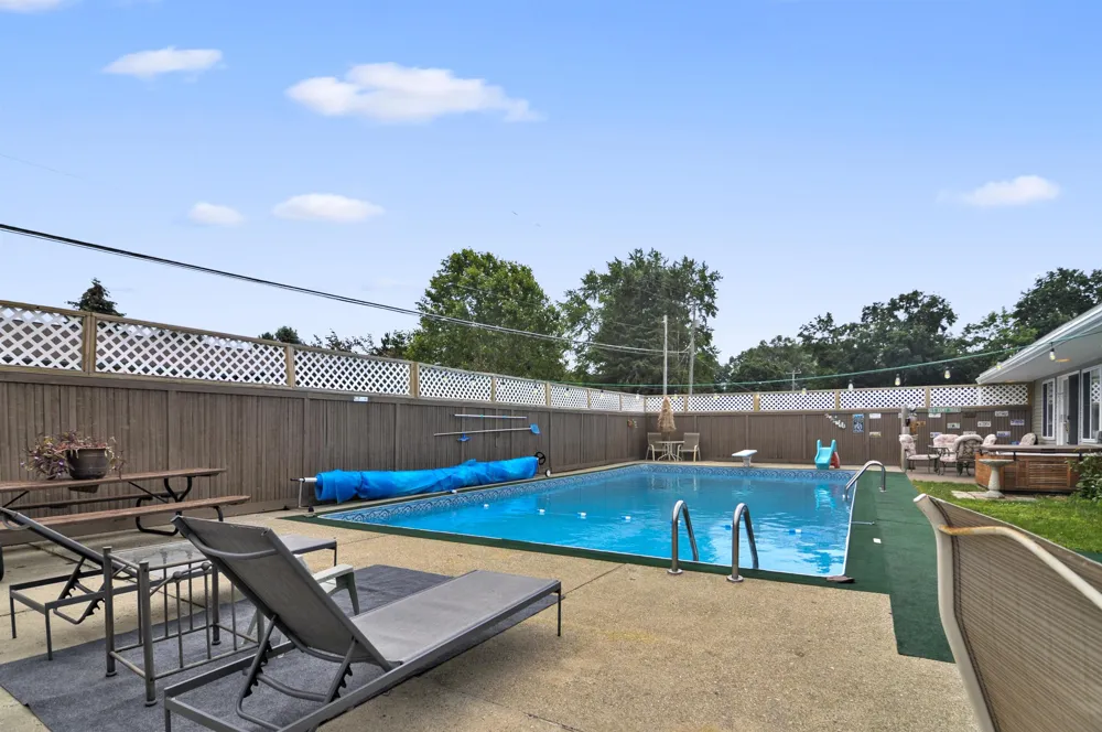 18116 205th Avenue Green Charter Township, MI 49307