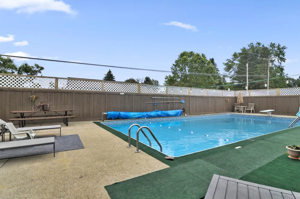 18116 205th Avenue Green Charter Township, MI 49307