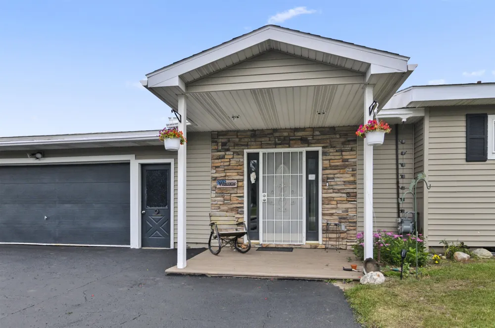 18116 205th Avenue Green Charter Township, MI 49307