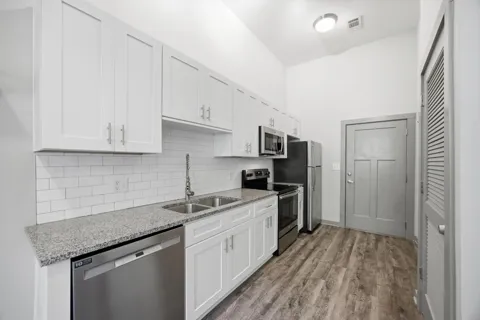 782 Riverfront Parkway #111
