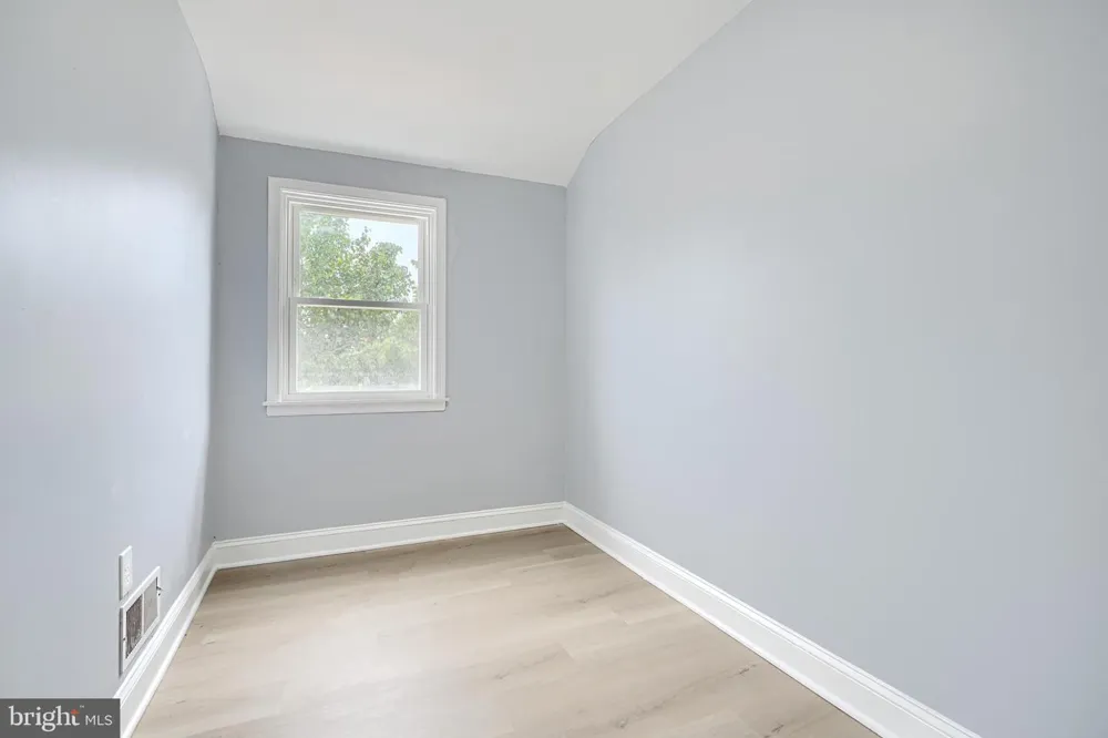 1902 KELMORE ROAD Baltimore, MD 21222