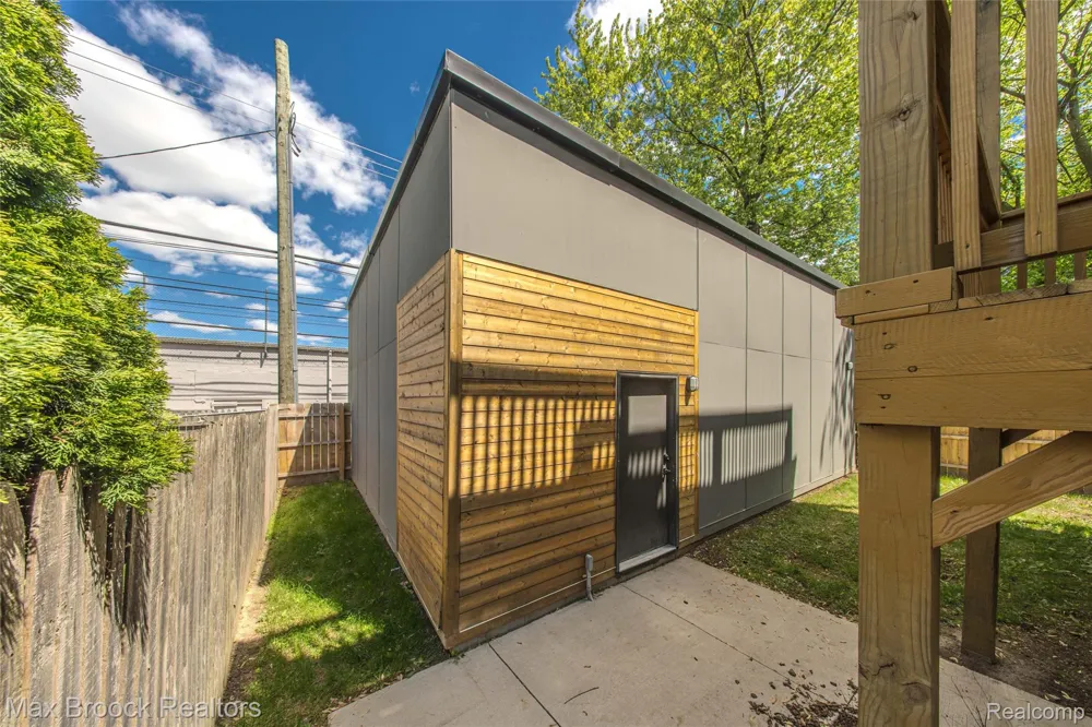 4530 Commonwealth Street #1 Detroit City, MI 48208