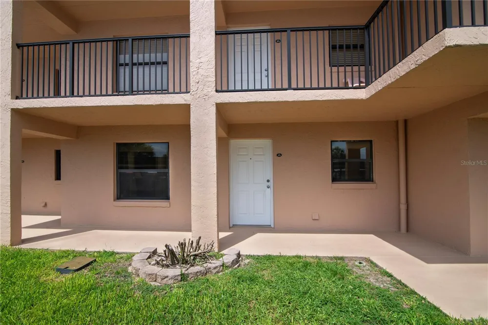 2390 OCEAN SHORE BOULEVARD #1040 Ormond Beach, FL 32176