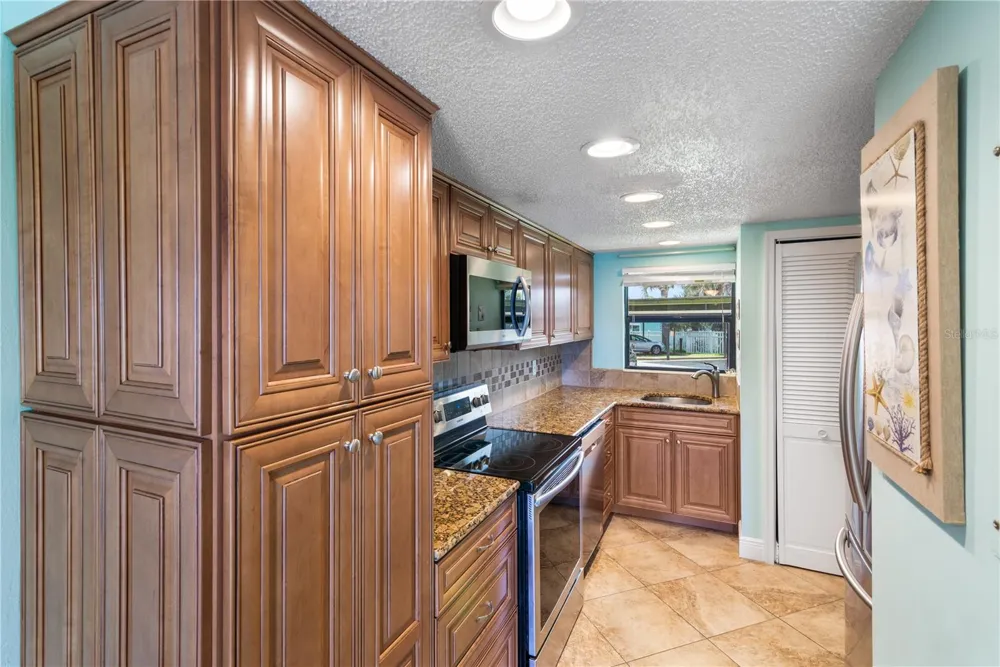 2390 OCEAN SHORE BOULEVARD #1040 Ormond Beach, FL 32176