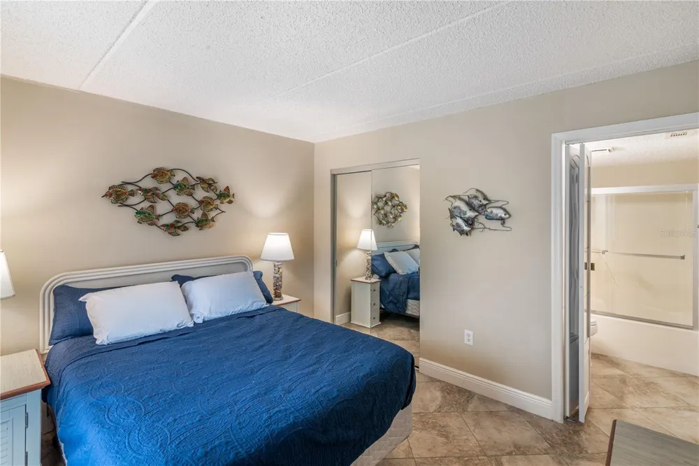 2390 OCEAN SHORE BOULEVARD #1040 Ormond Beach, FL 32176