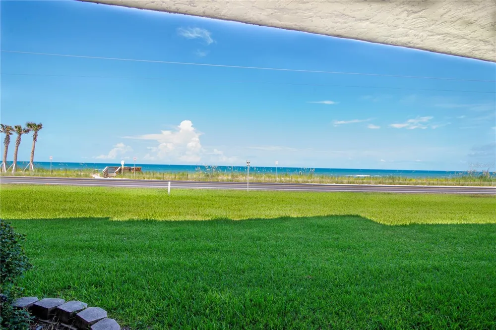 2390 OCEAN SHORE BOULEVARD #1040 Ormond Beach, FL 32176