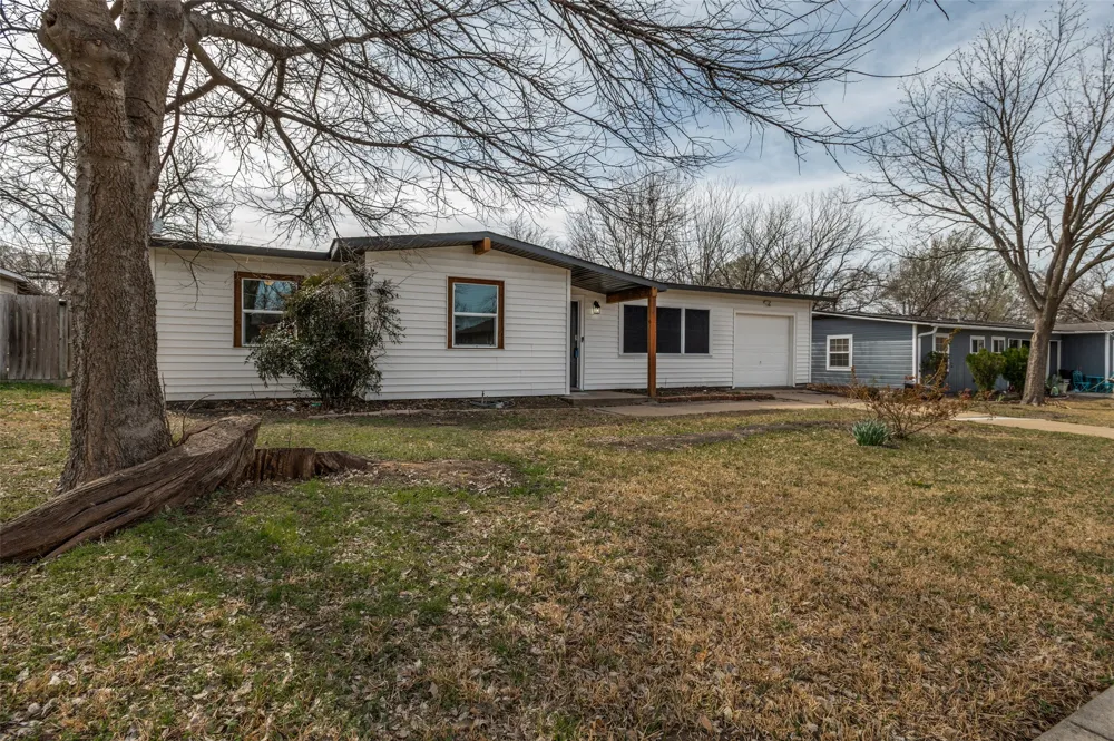 800 E Tucker Boulevard Arlington, TX 76010
