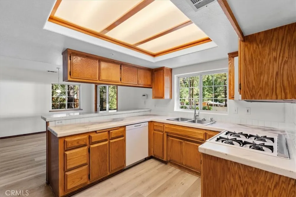 1536 Ross Wrightwood, CA 92397