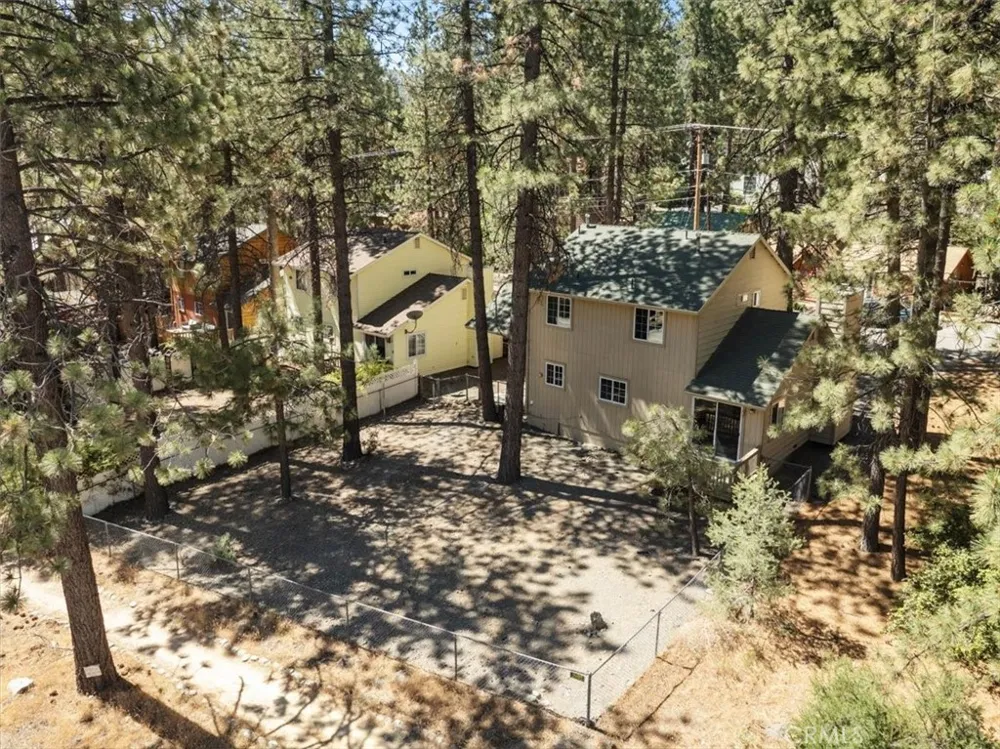 1536 Ross Wrightwood, CA 92397