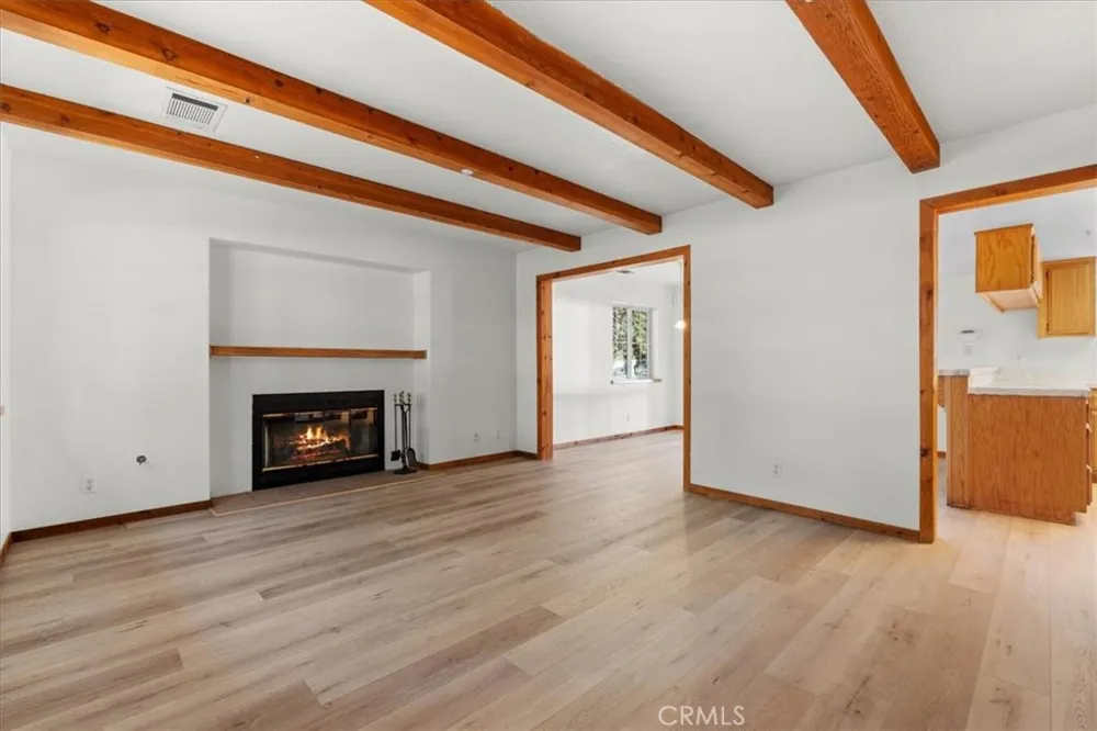 1536 Ross Wrightwood, CA 92397