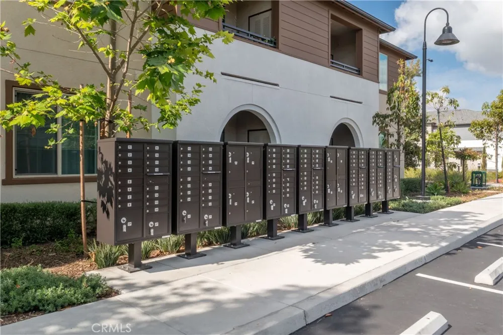 9001 Cerise Lane #111 Cypress, CA 90630