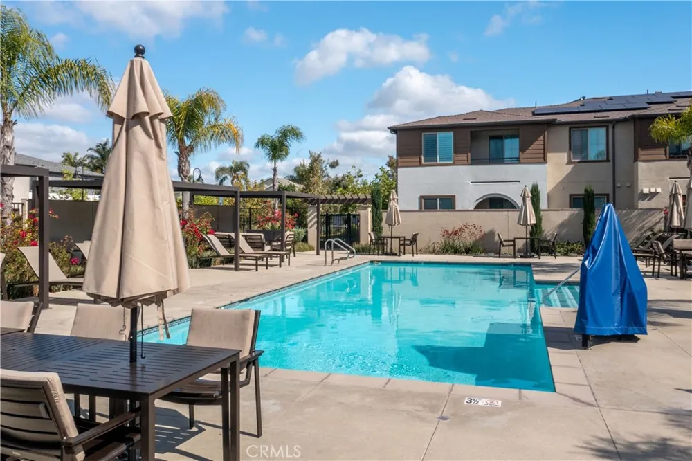 9001 Cerise Lane #111 Cypress, CA 90630