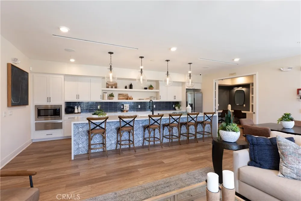 9001 Cerise Lane #111 Cypress, CA 90630