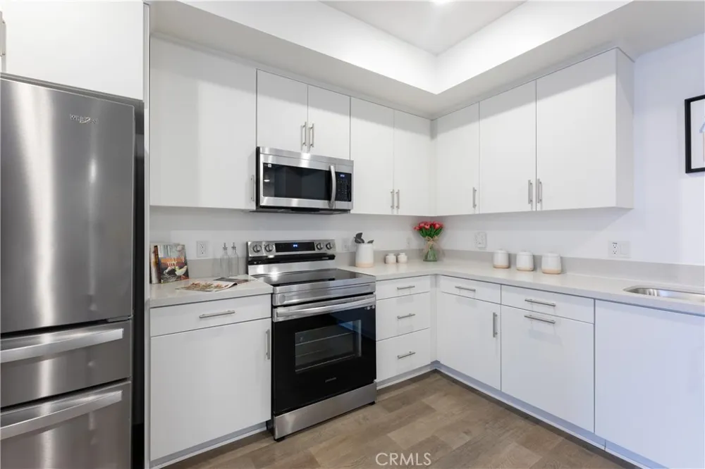9001 Cerise Lane #111 Cypress, CA 90630