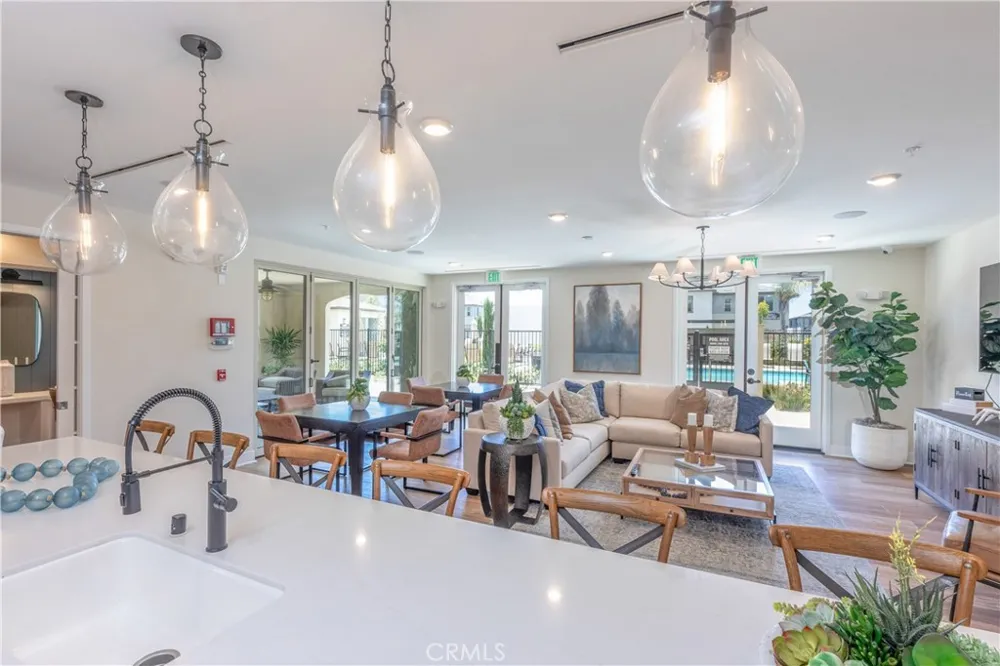 9001 Cerise Lane #111 Cypress, CA 90630