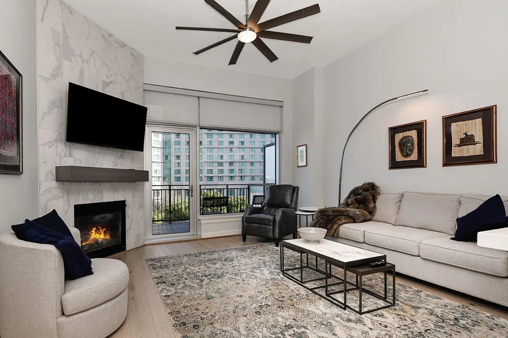 3 Waterway Court #5C The Woodlands, TX 77380
