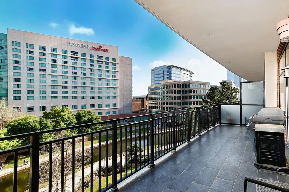 3 Waterway Court #5C The Woodlands, TX 77380