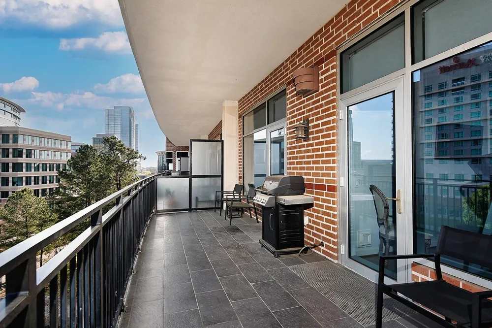 3 Waterway Court #5C The Woodlands, TX 77380