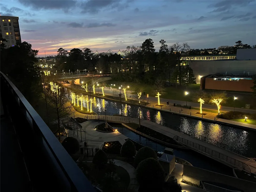 3 Waterway Court #5C The Woodlands, TX 77380