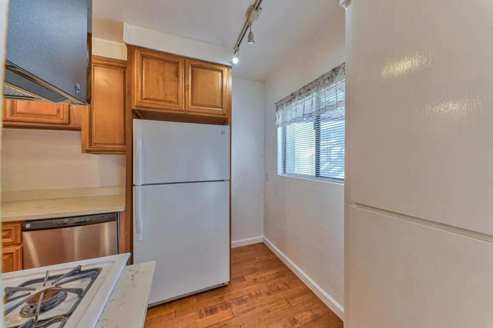 500 Glenwood Circle #435 Monterey, CA 93940