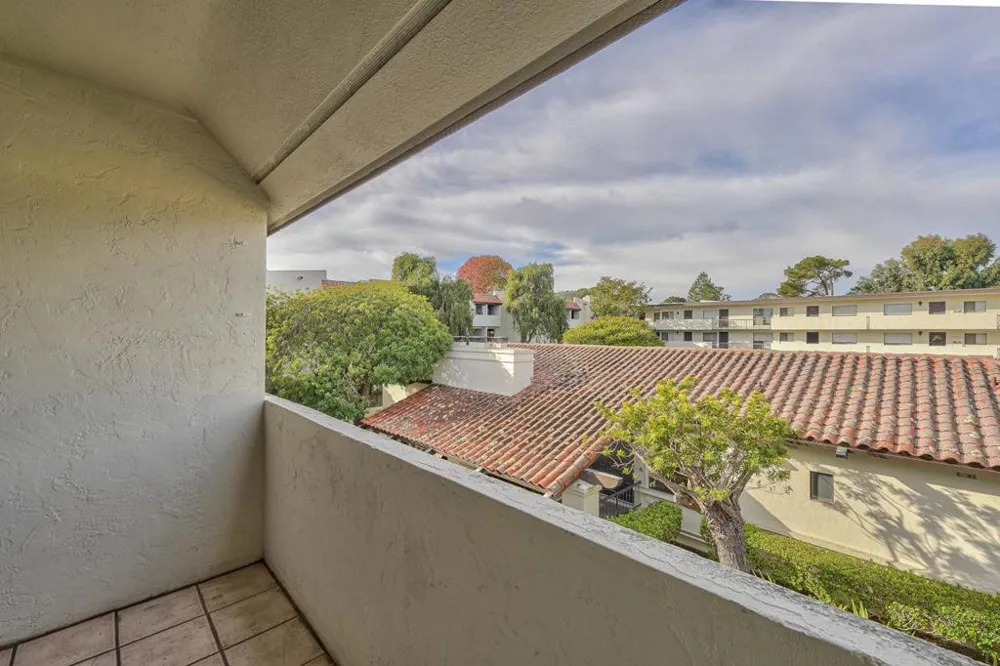 500 Glenwood Circle #435 Monterey, CA 93940
