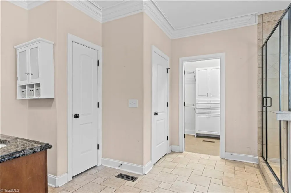 5578 Linden Hill Lane Lewisville, NC 27023