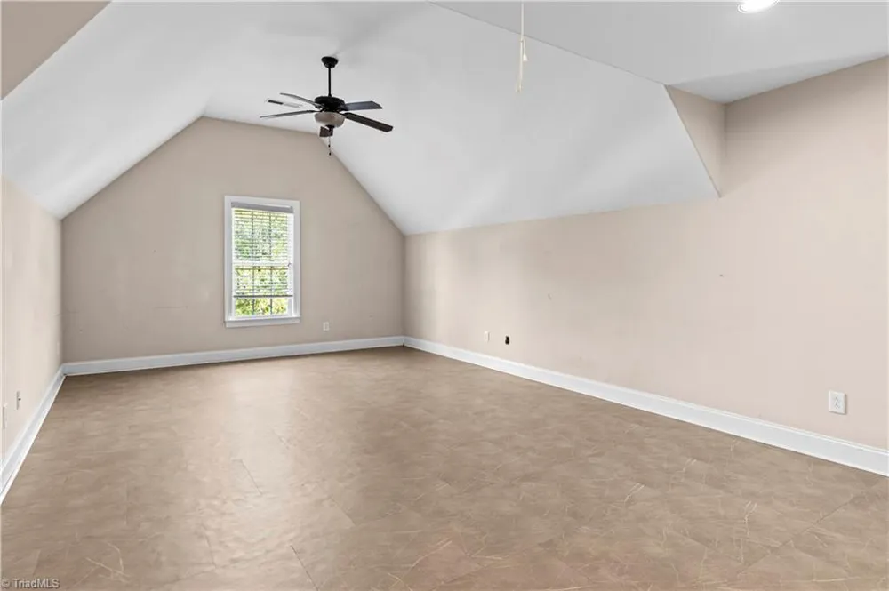 5578 Linden Hill Lane Lewisville, NC 27023