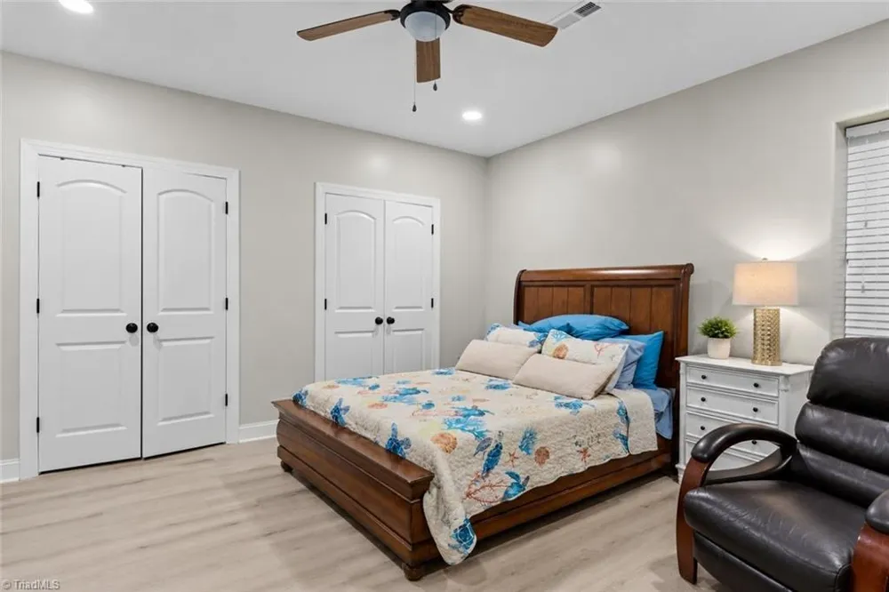 5578 Linden Hill Lane Lewisville, NC 27023