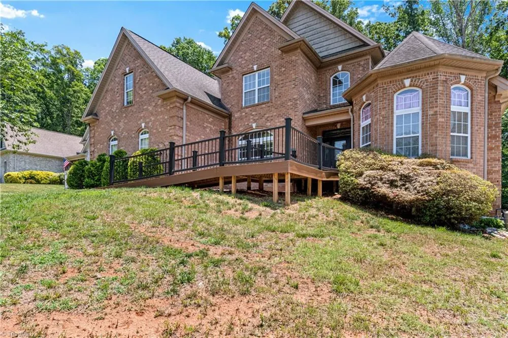 5578 Linden Hill Lane Lewisville, NC 27023