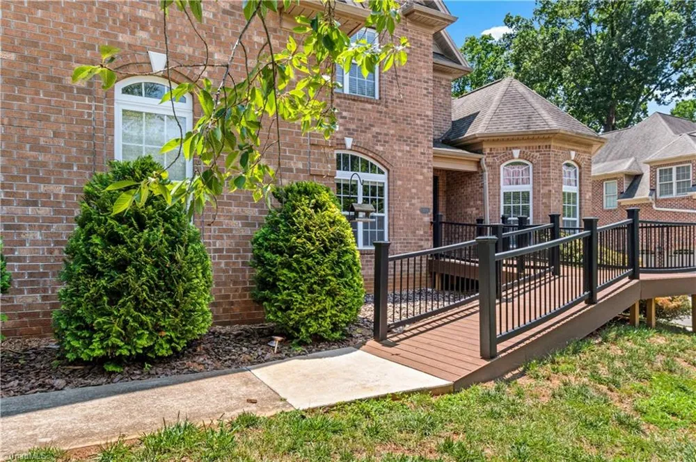 5578 Linden Hill Lane Lewisville, NC 27023