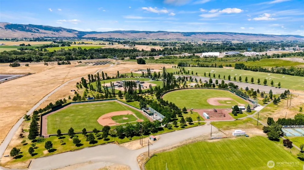 804 W 1st Avenue Ellensburg, WA 98926