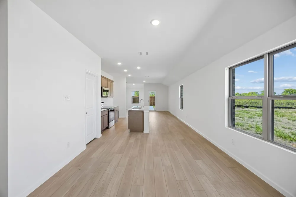831 Hillcrest Bouvelard Princeton, TX 75407